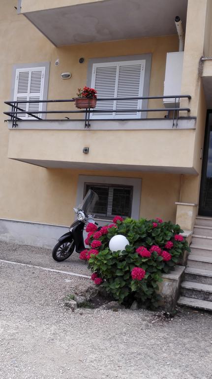 La Zucca A Pois Apartment Formia Ruang foto